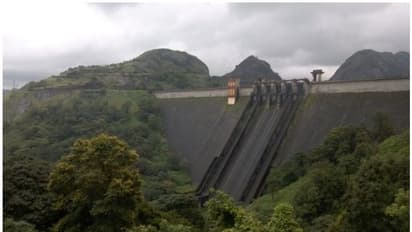 ഇടുക്കി ഡാം സുരക്ഷിതം; വിദേശത്തേക്ക് കടന്ന ഒറ്റപ്പാലം സ്വദേശിക്കായി ലുക്ക് ഔട്ട് നോട്ടീസ്