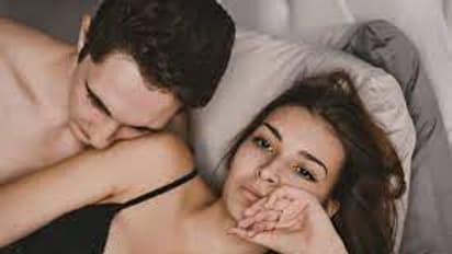 পিরিয়ড চলাকলীন সেক্স করছেন, যৌনমিলনেই মুক্তি পাবেন একগুচ্ছ জটিল সমস্যা থেকে