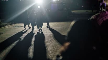 Afghanistan: తొమ్మిదేళ్ల కూతురిని అమ్మేసిన తండ్రి.. ‘బతకాలంటే తప్పట్లేదు’