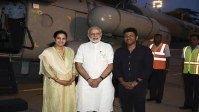 Puneeth rajkumar death: విధి యొక్క క్రూరమైన ఆట అంటూ మోడీ ట్వీట్.. రాహుల్, స్టాలిన్ సంతాపం