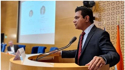 ఫ్రెంచ్ సెనేట్లో మంత్రి కేటీఆర్ అదిరిపోయే స్పీచ్.. తెలంగాణ ప్రగతి విధానాలు వివరించిన మంత్రి