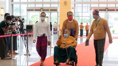 80 साल के बुजुर्ग को देशद्रोह में 20 साल की सजा, सत्ता के खिलाफ अभियान चलाने का आरोप