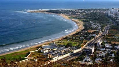 ఏపీకి తుఫాన్ ముప్పు తప్పినా.. సముద్ర తీరాలకు మిగిల్చిన తీవ్ర నష్టం