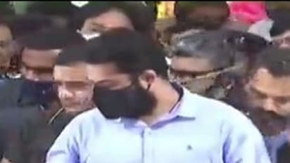 పునీత్ పార్థివదేహం వద్ద కంటతడి పెట్టుకున్న ఎన్టీఆర్.. నోట మాటరాక అలాగే చూస్తూ..