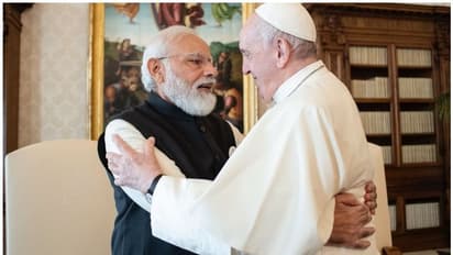 ಪೋಪ್ ಜೊತೆ ಪ್ರಧಾನಿ ಮೋದಿ ಮೊದಲ ಭೇಟಿ: 20 ನಿಮಿಷದ ಮಾತುಕತೆ 1 ತಾಸಿಗೆ ವಿಸ್ತರಣೆ!
