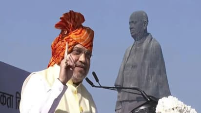 सदियों में कोई एक सरदार बन पाता है, जो सदियों तक अलख जगाता है.. जानें लौहपुरुष की जयंती पर क्या बोलें अमित शाह