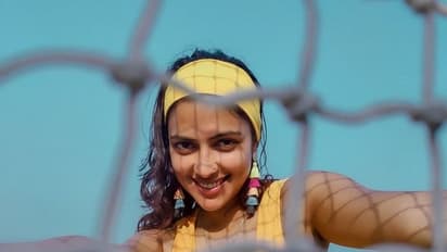 అమలాపాల్ విరహవేదన.. బోల్డ్ ఫోటోషూట్ లో దిమ్మతిరిగే అందాలు