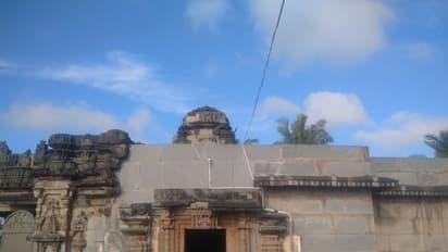 ಹೂವಿನಹಡಗಲಿ: ದೇವಸ್ಥಾನದ ಕಳಸ ಕೆಡವಿದ ದುಷ್ಕರ್ಮಿಗಳು