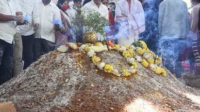 ಪುನೀತ್‌ ನಿಧನ :  ಮತ್ತಿಬ್ಬರು ಆತ್ಮಹತ್ಯೆ - 11ಕ್ಕೇರಿದ ಸಾವಿನ ಸಂಖ್ಯೆ