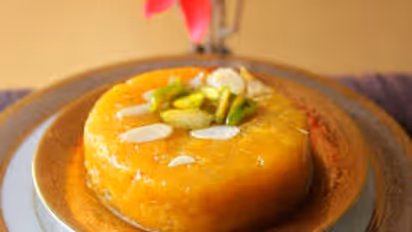 Banana Halwa : வாழைப்பழம் இருக்கா..? அப்ப  'அல்வா' செய்யலாம் வாங்க.. ரெசிபி இதோ!!