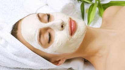 বেসন দিয়ে তৈরি ৮টি ফেসপ্যাক যা ত্বকের সমস্ত সমস্যা করবে দূর