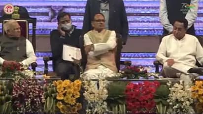 MP Foundation day: सीएम शिवराज का बड़ा ऐलान, 12वीं पास को 1 से 50 लाख का लोन देगी प्रदेश सरकार