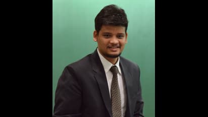 UPSC Topper- ব্যর্থতা এলেও স্থির থাকতে হবে লক্ষ্যে, পরামর্শ সফল পরীক্ষার্থী প্রখরের