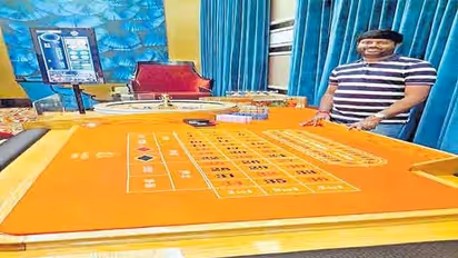 నాగశౌర్య ఫాంహౌజ్ కేసు : చుట్టూ బాడీగార్డులు.. టేబుల్ కు 5 లక్షలు, ప్రముఖులతో వాట్సాప్ గ్రూపులు...