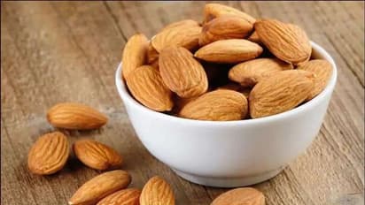 Honey And Almond : ಜೇನಿನೊಂದಿಗೆ ಬೆರೆಸಿದ ಬಾದಾಮಿ ತಿನ್ನಿ, ಈ ರೋಗಗಳು ಹತ್ತಿರ ಸುಳಿಯಲ್ಲ