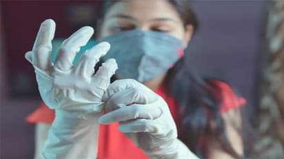 Corona Crisis : ಇನ್ನೂ ಮೂರ್ನಾಲ್ಕು ತಿಂಗಳಷ್ಟೆ ಕೊರೋನಾ ಇರುತ್ತದೆ : ಗುರೂಜಿ ಭವಿಷ್ಯ