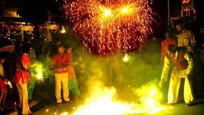 Diwali 2021: पटाखों पर कई राज्यों में फुल बैन, जानिए कहां कितनी छूट..कैसे कर सकेंगे दिवाली पर आतिशबाजी