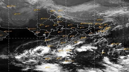 కోస్తాంధ్రలో నేడూ, రేపూ భారీ నుంచి అతి భారీ వర్షాలు