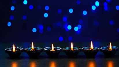 Diwali 2021: सोने के पहले करना चाहिए ये काम, जानें दिवाली से जुड़े कुछ रोचक फैक्ट्स