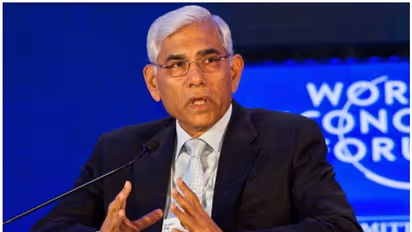 2G spectrum case| 2 ജി സ്പെക്ട്രം അഴിമതി: മുൻ സിഎജി വിനോദ് റായിക്കെതിരെ ഡിഎംകെയും കോടതിയിലേക്ക്