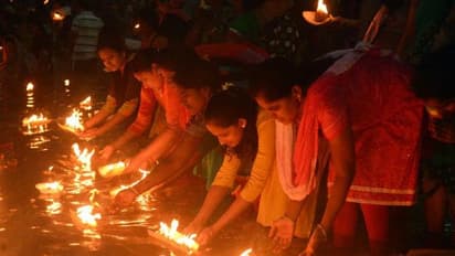 Deepavali; ಅಯೋಧ್ಯೆಯಲ್ಲಿ 12 ಲಕ್ಷ ದೀಪಗಳು.. ಗಿನ್ನಿಸ್ ದಾಖಲೆ ನಿರ್ಮಾಣ