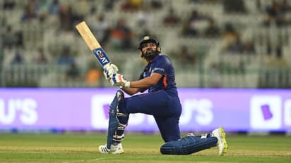 বিরাট কোহলির সিংহাসনে বসলেন রোহিত শর্মা, নিউজিল্যান্ডের বিরুদ্ধে টি২০ সিরিজে ভারতীয় দলেও একাধিক চমক