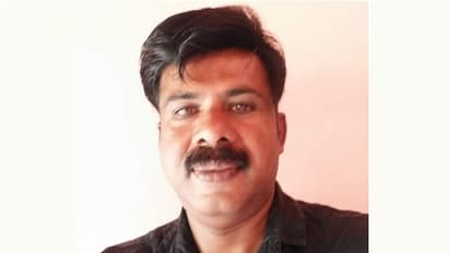 സൗദിയില് പോകാന് ഷാര്ജയിലെത്തിയ മലയാളി ഉറക്കത്തില് മരിച്ചു