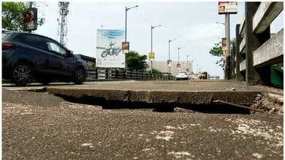 കലോത്സവത്തിനെത്തിയ മേക്കപ്പ് ആർട്ടിസ്റ്റിന് സ്ലാബിടാത്ത ഓടയിൽ വീണ് പരിക്ക്