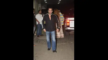 Salman Khan, Arbaaz Khan attend brother Sohail Khan’s Diwali party with rumoured girlfriends (PHOTOS)