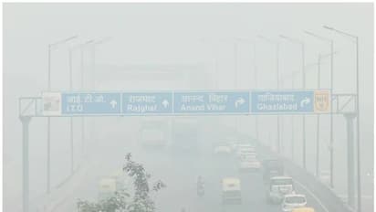 Diwali की लापरवाहियों का परिणाम भुगत रही Delhi, AQI अभी भी 436 के गंभीर श्रेणी में, सांस लेना हुआ दूभर