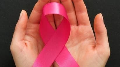 ക്യാന്‍സര്‍ രോഗത്തെ ഭയപ്പെടേണ്ട; മുന്നോട്ട് നീങ്ങാം ആത്മവിശ്വാസത്തോടെ