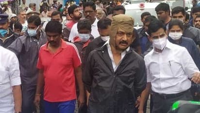 கெத்து காட்டும் முதல்வர்.. கன மழையையும் பொருட்படுத்தாமல் ஆய்வு பணியில் இறங்கிய ஸ்டாலின்..!