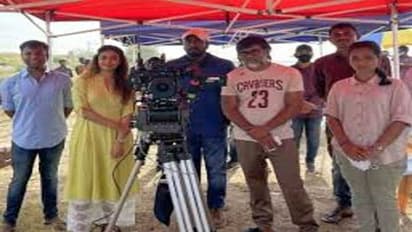 யுவனுக்கு மாற்றாக இவரா !! செல்வராகவன் படத்தில் இறுதி நேர மாற்றம்