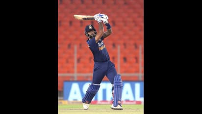 IND vs WI 3rd T20I:  സൂര്യയും വെങ്കടേഷ് അയ്യരും മിന്നി, ഇന്ത്യക്കെതിരെ വിന്‍ഡീസിന് 185 റണ്‍സ് വിജയലക്ഷ്യം