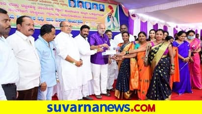 ಮಹಿಳೆಯರು ಉದ್ಯಮ ಆರಂಭಿಸಿ ಸ್ವಾವಲಂಬಿಯಾಗಲಿ: ಸಚಿವ ಬಿ.ಸಿ. ಪಾಟೀಲ