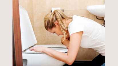 Health Tips: Pregnancy में होने वाली मॉर्निंग सिकनेस को इन तरीकों से करें दूर