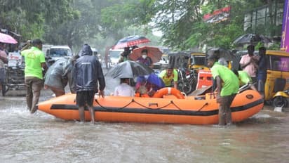 பள்ளி மாணவர்களுக்கு எது நடந்தாலும் இவர் தான் பொறுப்பு! பள்ளிக்கல்வித்துறை அதிரடி! 