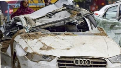 रफ्तार का कहर: Audi कार ने 11 लोगों को उड़ाया, जो सामने आया उसे रौंदा..हादसा देख दहल उठा दिल