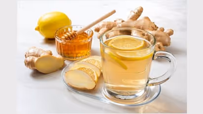 Healthy Drink: कौन सी हैं वो  Detox Drink जो सर्दी में देती है आपको एनर्जी