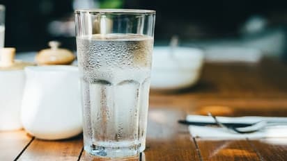 അസഹ്യമായ ദാഹവും മൂത്രത്തിന് കടും മഞ്ഞ നിറവും; ഈ ലക്ഷണങ്ങള്‍ നിസാരമാക്കരുത്!