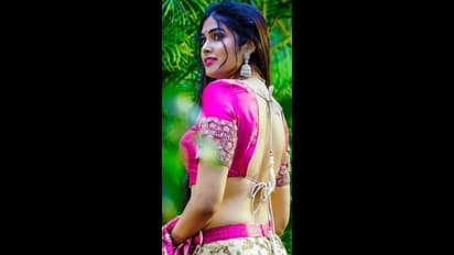 దివి పరువాలపై నిలవలేకున్న కొంటె పైట... చోళీ లెహంగాలో నడుము, నాభీ అందాలతో బిగ్ బాస్ భామ రచ్చ!