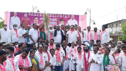 TRS Dharna: ఏదైనా కోపముంటే మాపై చూపించండి... మా రైతులపై కాదు.: బిజెపి సర్కార్ కు గంగుల హెచ్చరిక (వీడియో)