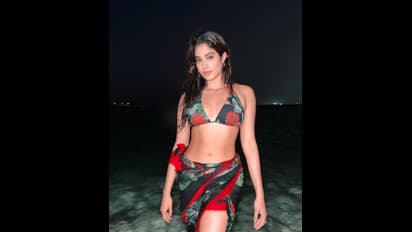 Janhvi Kapoor: ದುಬೈ ಬೀಚ್‌ನಲ್ಲಿ ಶ್ರಿದೇವಿ ಪುತ್ರಿಯರ ಲುಂಗಿ ಡ್ಯಾನ್ಸ್