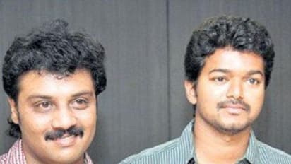 Bigg boss சஞ்சீவின் அக்கா யார் தெரியுமா?.. பரிதாபமாக உயிரிழந்த இணைந்த கைகள் azagana நடிகை...