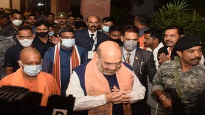 UP Election 2022: अवध के बाद पूर्वांचल साधने निकले अमित शाह, मिशन 300 प्लस पर फोकस, स्ट्रैटजी पर मंथन...