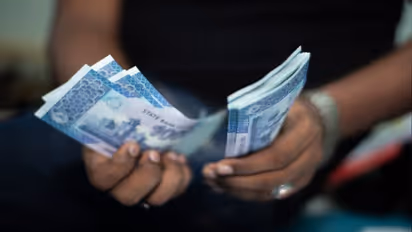 இலங்கை நிலைக்கு மாறுகிறது பாகிஸ்தான்: அன்னியச் செலாவணி கையிருப்பு கரைகிறது