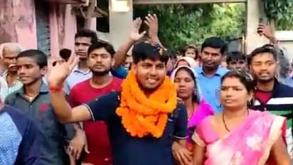 कल तक पिता के साथ बेचते थे पान, अब BPSC में मिली 278वीं रैंक, जानिए BDO अरविंद कुमार की सफलता के बारें में..