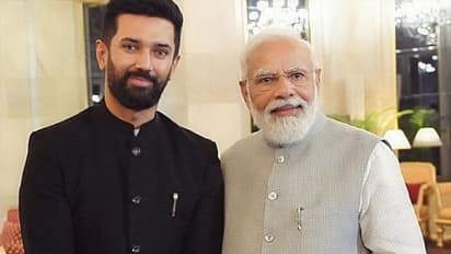 PM Modi के लिए फिर इमोशनल हुए Chirag Paswan: साथ शेयर की तस्वीर, कहा-उनमें पिता की तरह अपनत्व का जज्बा