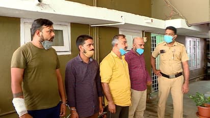 തൃശൂരിൽ വൻ എടിഎം തട്ടിപ്പ് സംഘം പിടിയിൽ: കയ്യിൽ  വിവിധ ബാങ്കുകളുടെ 104-ഓളം എടിഎം കാർഡുകൾ