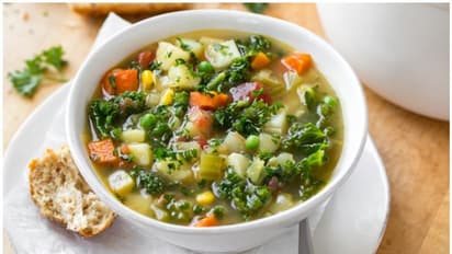 കിടിലൻ വെജിറ്റബിൾ സൂപ്പ് ; ഈസി റെസിപ്പി